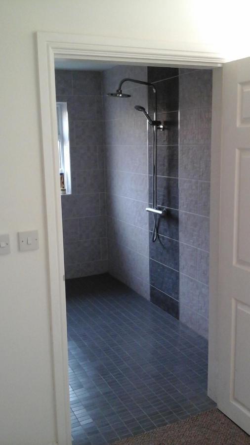 Tea In Liverpool - Private - Quiet - Ground Floor - En-Suite - Walk-In-Shower Екстериор снимка